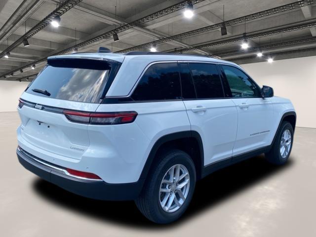 new 2025 Jeep Grand Cherokee car, priced at $39,825