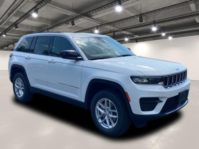 new 2025 Jeep Grand Cherokee car, priced at $39,825