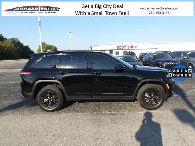 used 2024 Jeep Grand Cherokee car, priced at $34,500