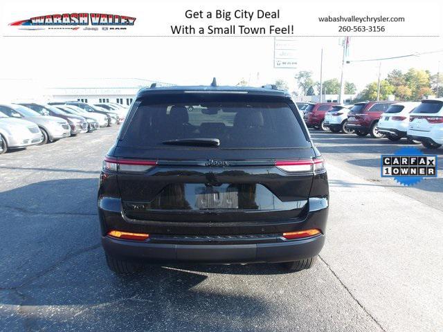 used 2024 Jeep Grand Cherokee car, priced at $34,500