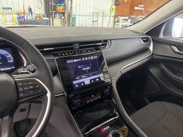 used 2023 Jeep Grand Cherokee car, priced at $30,486