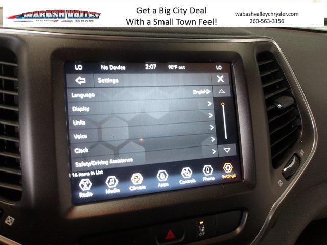 used 2022 Jeep Cherokee car, priced at $24,428