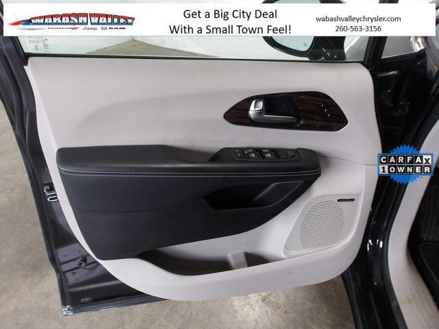 used 2022 Chrysler Pacifica car, priced at $34,582