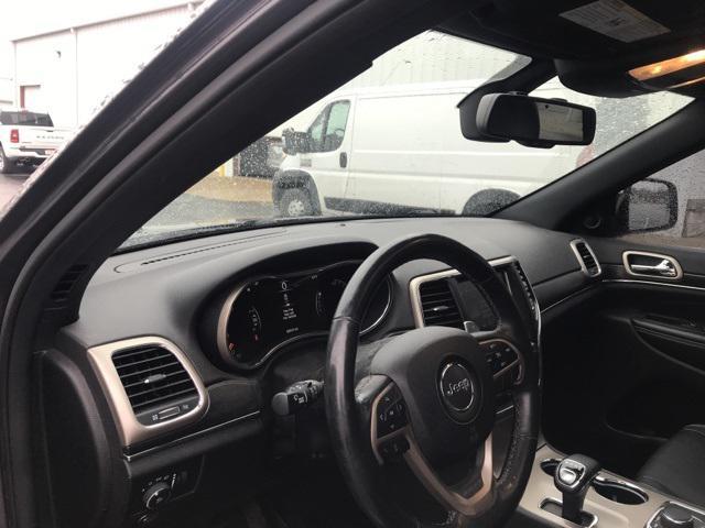 used 2015 Jeep Grand Cherokee car, priced at $16,721