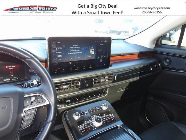 used 2022 Lincoln Nautilus car, priced at $34,428