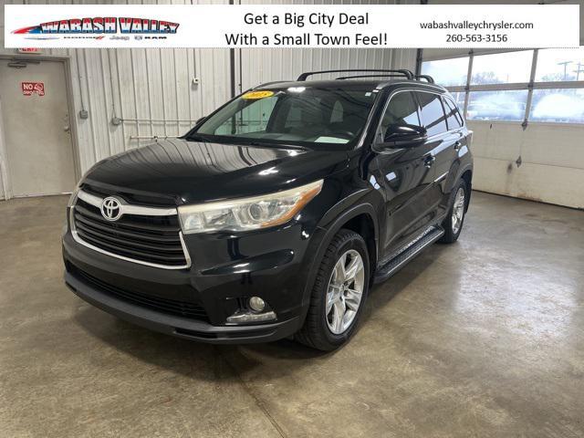 used 2015 Toyota Highlander car, priced at $15,239