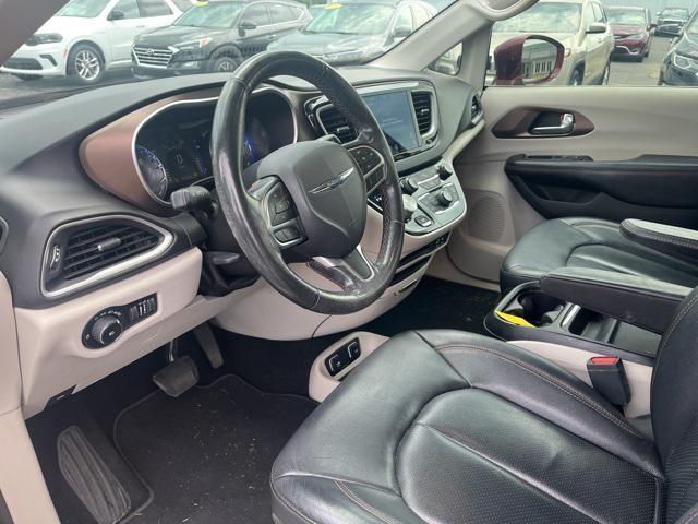 used 2019 Chrysler Pacifica car, priced at $20,624