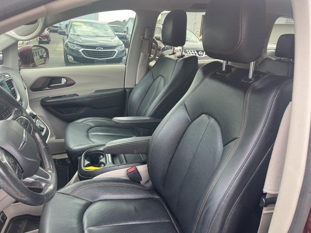 used 2019 Chrysler Pacifica car, priced at $20,624