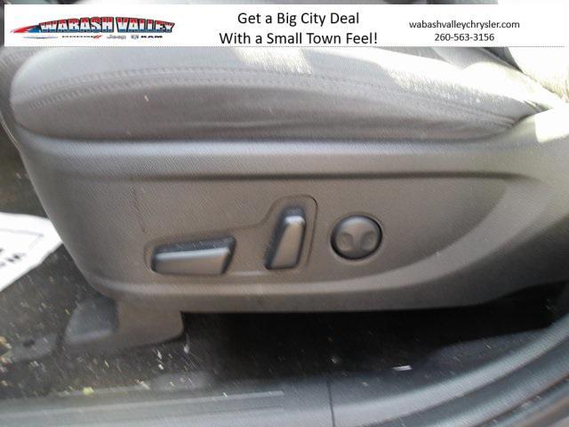 used 2023 Hyundai Santa Fe car, priced at $21,880