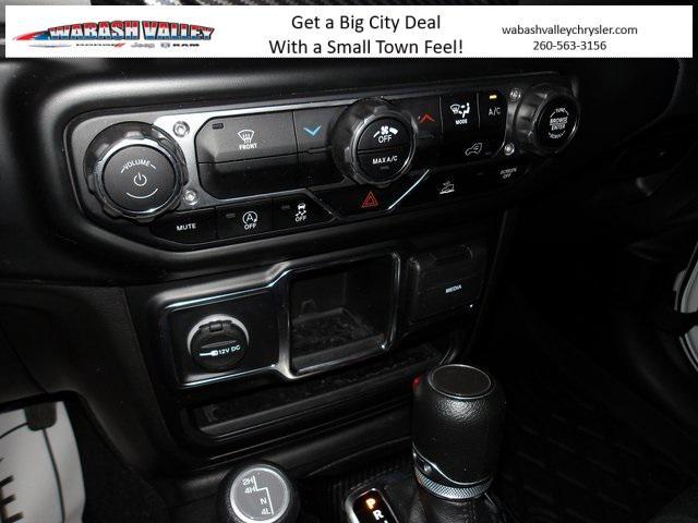 used 2022 Jeep Gladiator car, priced at $32,568