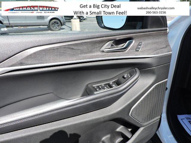 used 2021 Jeep Grand Cherokee L car, priced at $30,782