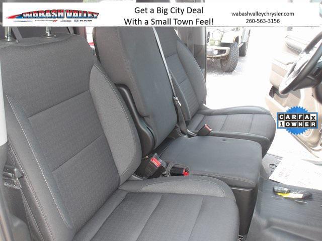 used 2023 GMC Sierra 1500 car, priced at $35,742