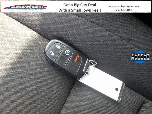 used 2021 Jeep Grand Cherokee car, priced at $25,000