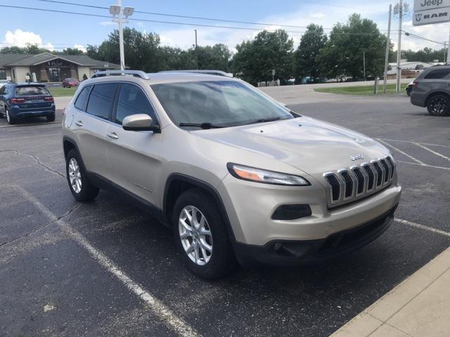used 2015 Jeep Cherokee car, priced at $9,685