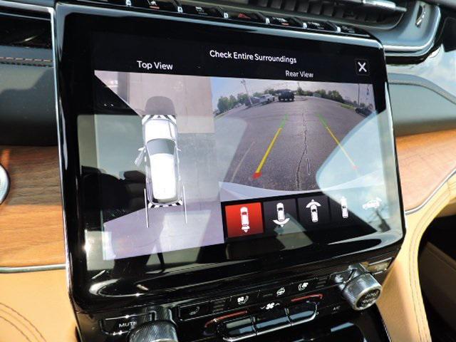 used 2022 Jeep Grand Cherokee car, priced at $35,950