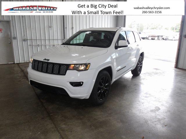 used 2017 Jeep Grand Cherokee car, priced at $17,479