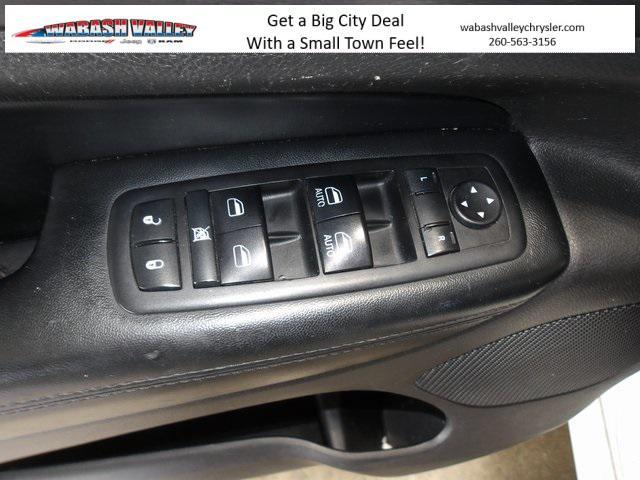 used 2017 Jeep Grand Cherokee car, priced at $17,479