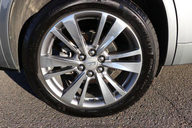 used 2025 Cadillac XT6 car, priced at $44,990