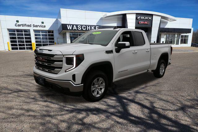 used 2023 GMC Sierra 1500 car, priced at $39,990