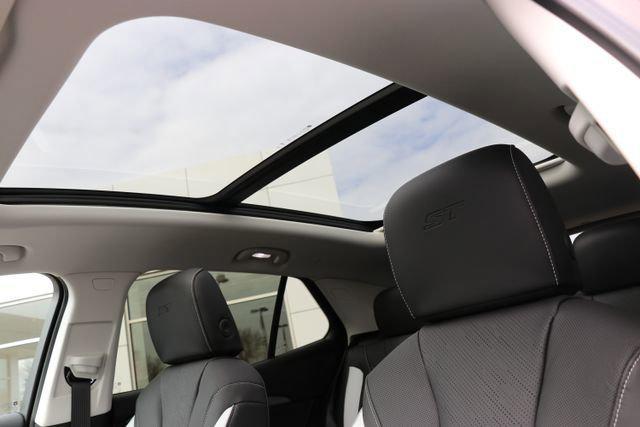 new 2025 Buick Envision car, priced at $43,735