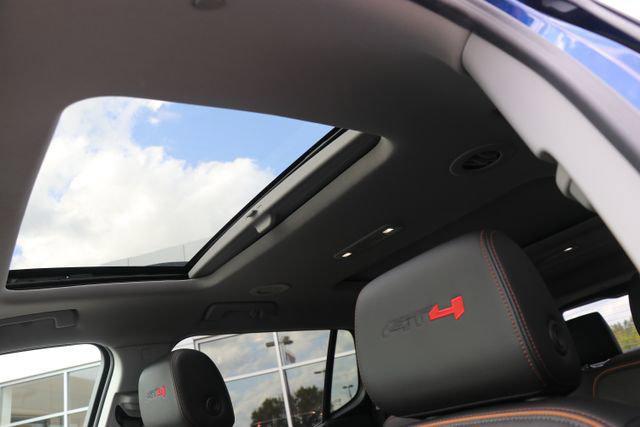 used 2023 GMC Acadia car, priced at $30,990