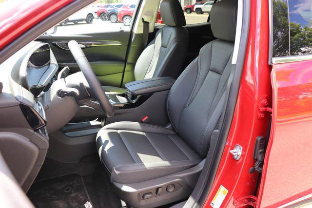 used 2025 Buick Envision car, priced at $36,990