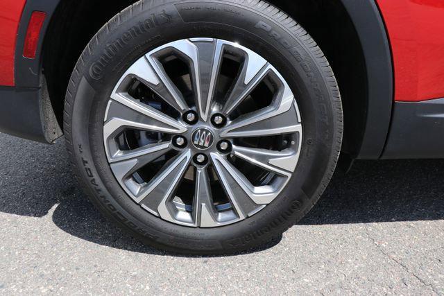 used 2025 Buick Envision car, priced at $36,990