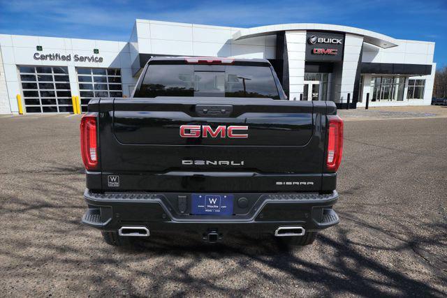 new 2025 GMC Sierra 1500 car, priced at $75,075