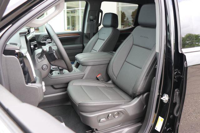 new 2025 GMC Sierra 1500 car, priced at $75,075