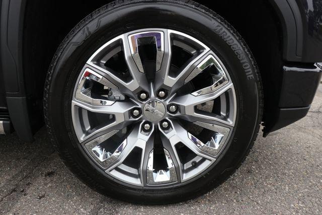 new 2025 GMC Sierra 1500 car, priced at $75,250