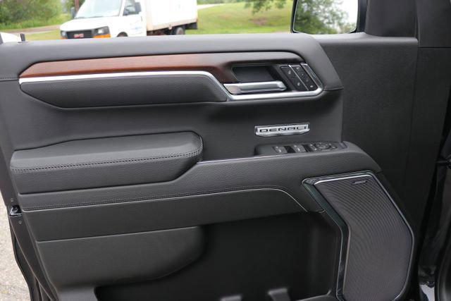 new 2025 GMC Sierra 1500 car, priced at $75,250