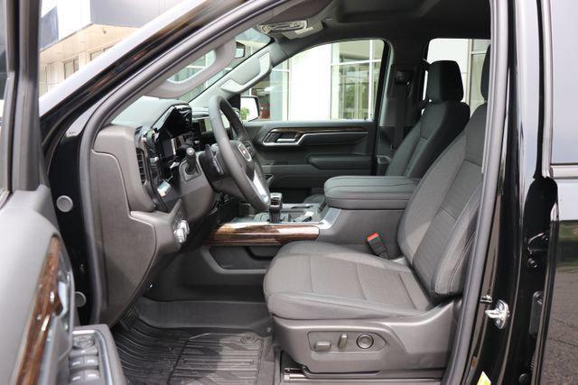 new 2025 GMC Sierra 1500 car, priced at $64,500