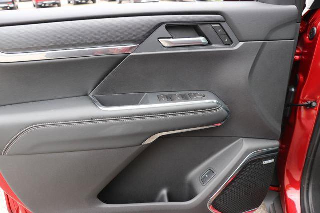 new 2025 GMC Acadia car, priced at $52,175