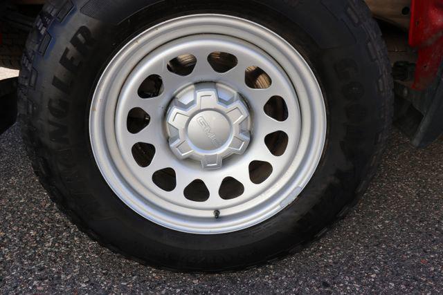 used 2023 GMC Sierra 1500 car, priced at $21,990