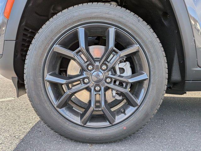 new 2025 Jeep Grand Cherokee L car, priced at $52,284