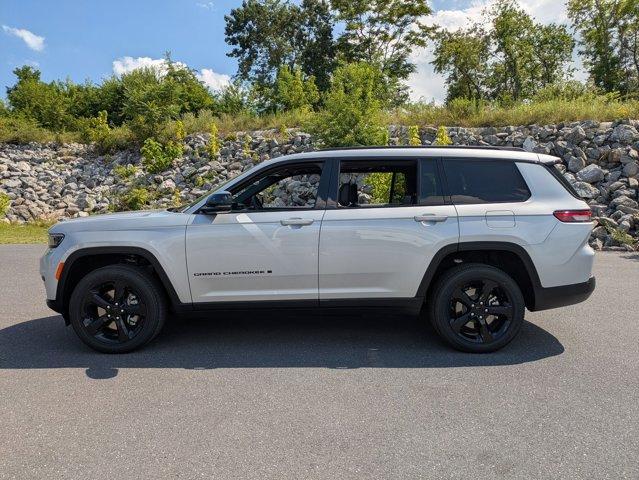 new 2025 Jeep Grand Cherokee L car, priced at $46,233