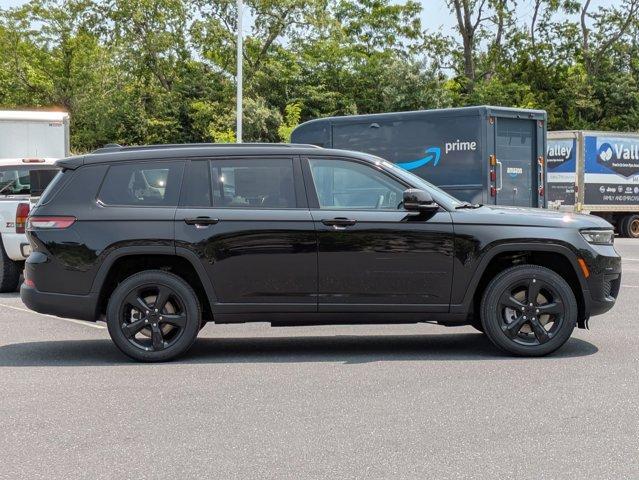 new 2025 Jeep Grand Cherokee L car, priced at $45,158