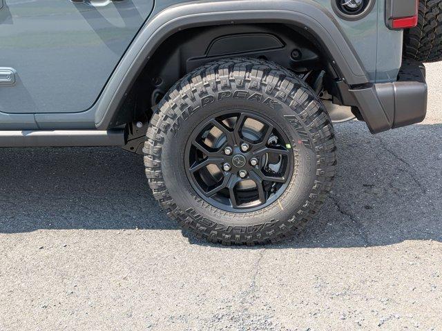new 2025 Jeep Wrangler car, priced at $51,178