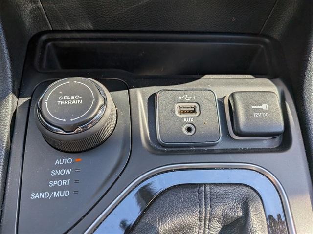 used 2022 Jeep Cherokee car, priced at $23,287