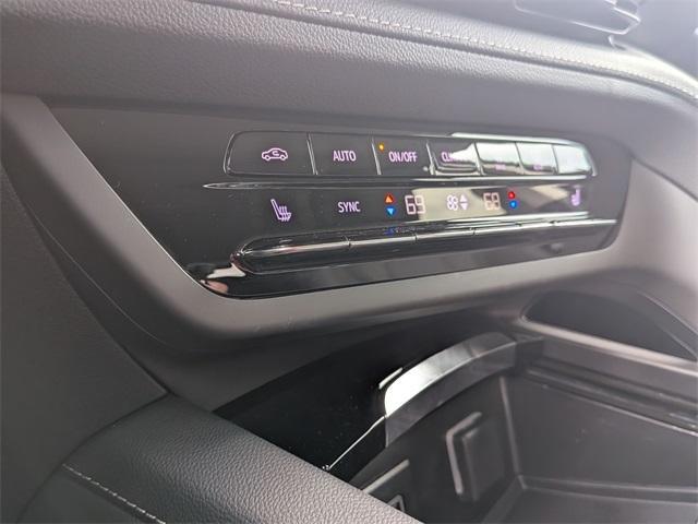 used 2023 Buick Envision car, priced at $27,658