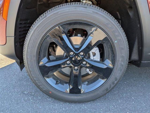 new 2025 Jeep Grand Cherokee car, priced at $45,420