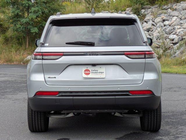 new 2025 Jeep Grand Cherokee car, priced at $44,433