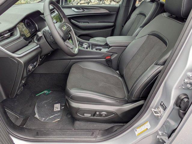 new 2025 Jeep Grand Cherokee car, priced at $44,433