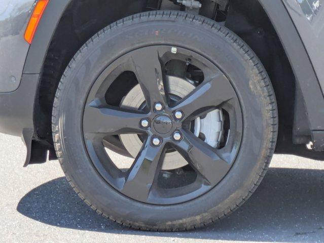 new 2025 Jeep Grand Cherokee car, priced at $51,512