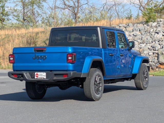 new 2025 Jeep Gladiator car, priced at $46,706