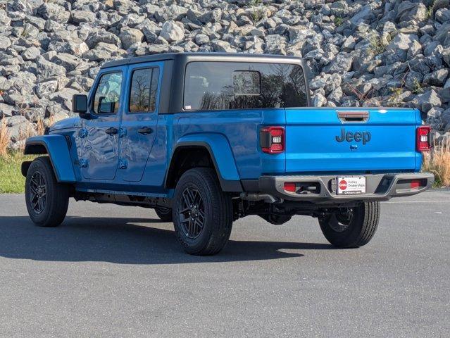 new 2025 Jeep Gladiator car, priced at $46,706