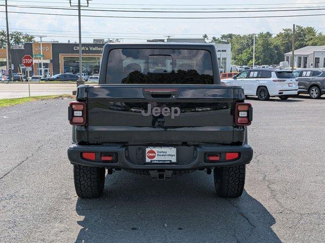 new 2025 Jeep Gladiator car, priced at $52,920