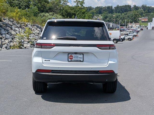 new 2025 Jeep Grand Cherokee car, priced at $43,898