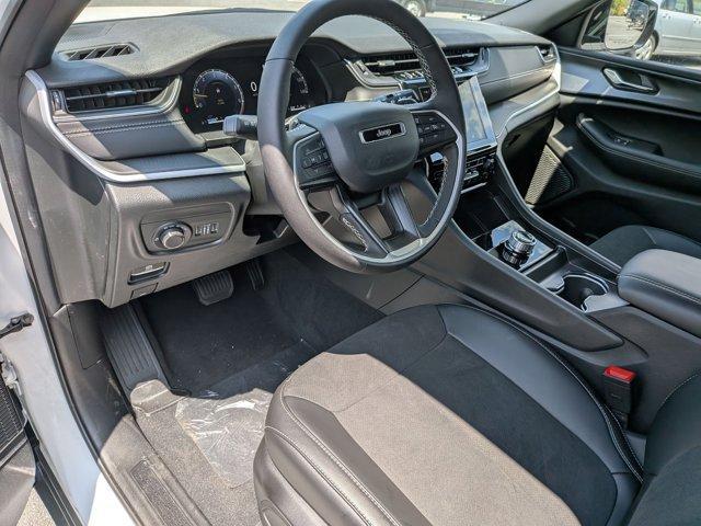 new 2025 Jeep Grand Cherokee car, priced at $43,898