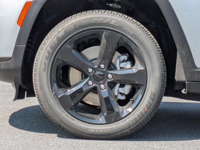 new 2025 Jeep Grand Cherokee L car, priced at $46,233